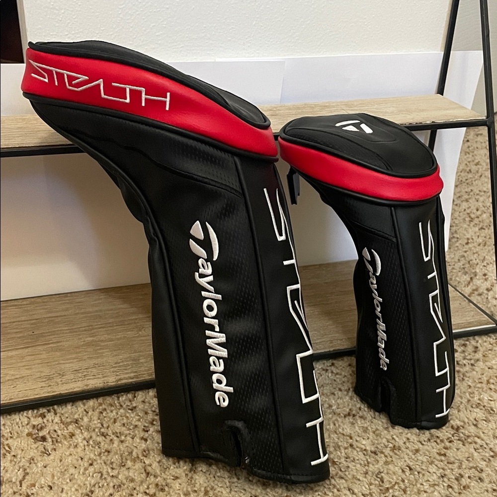 TaylorMade Stealth Black and Red Headcovers